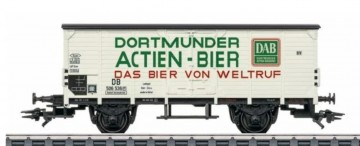 48646