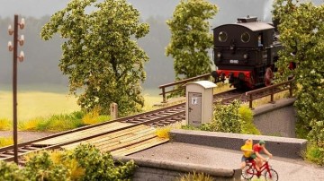66811